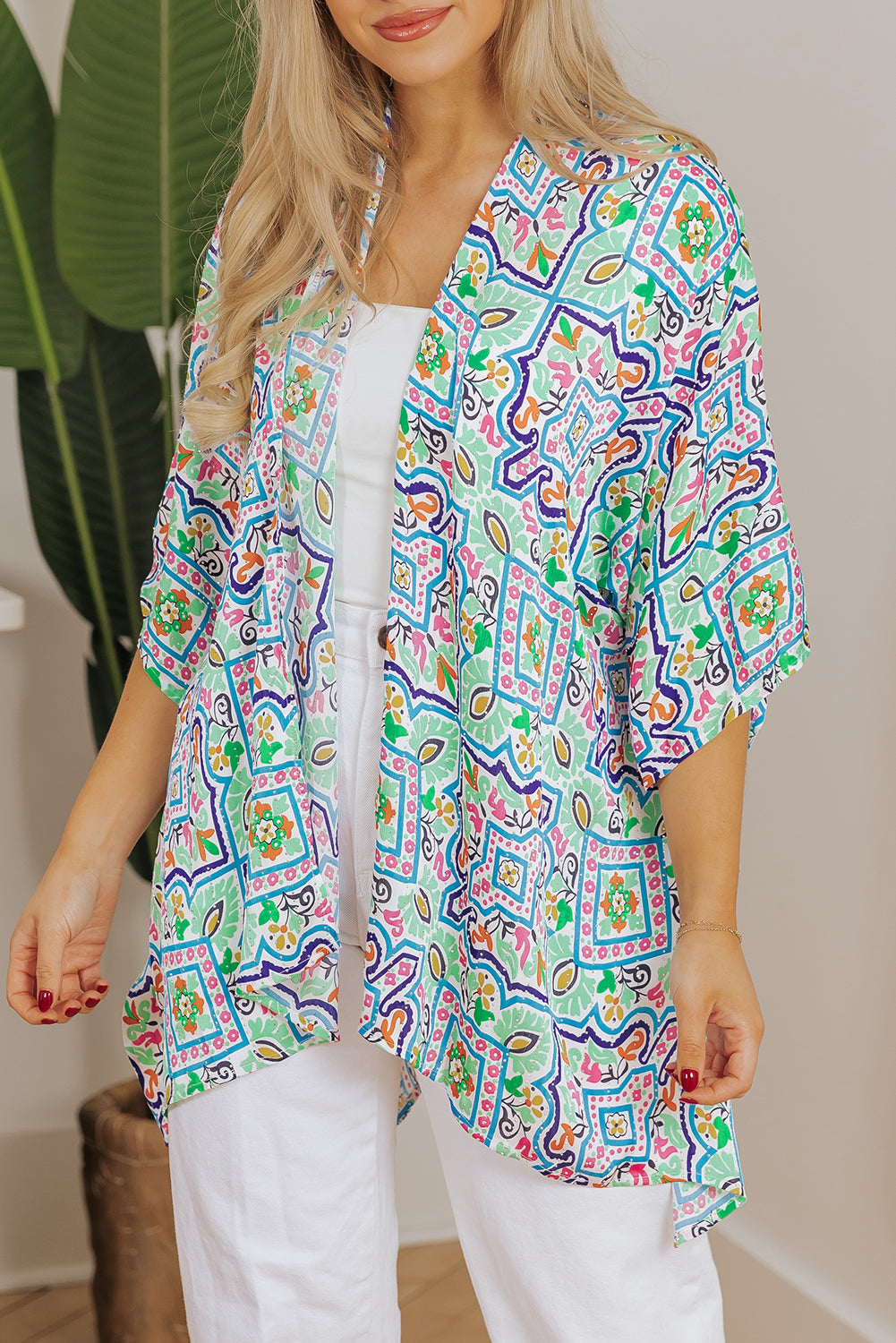 Kimono bohème à imprimé floral et strass, manches 3/4, ouvert sur le devant