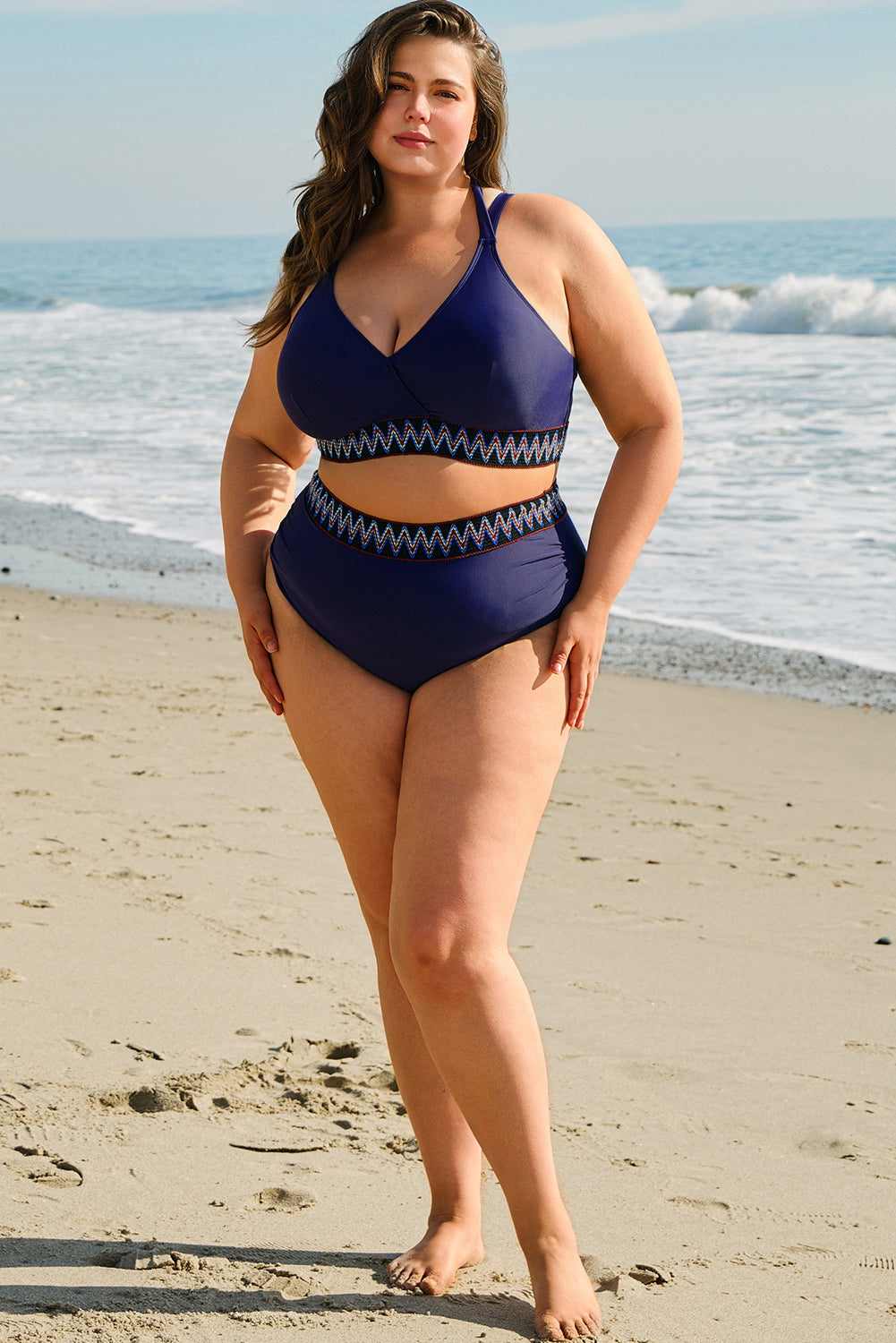 Bikini taille haute grande taille avec bordure brodée et nœud