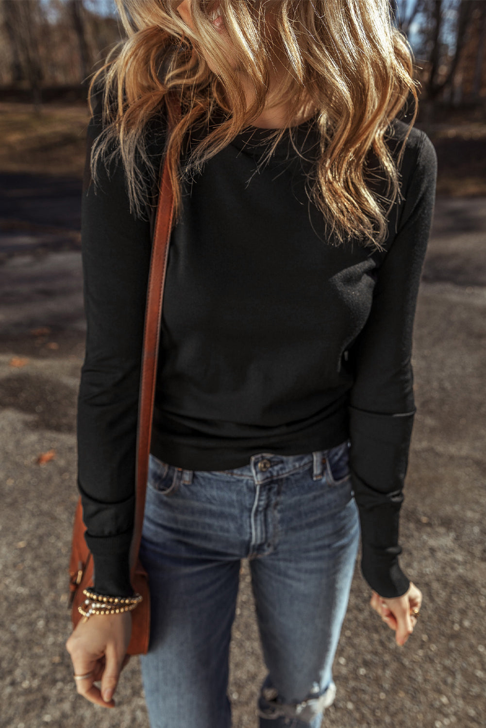 Pull léger a col rond de couleur unie, coupe slim
