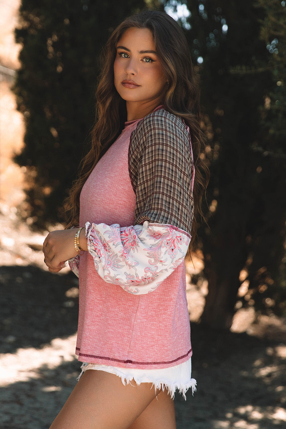 Blouse patchwork en tricot côtelé a manches raglan et imprimés variés