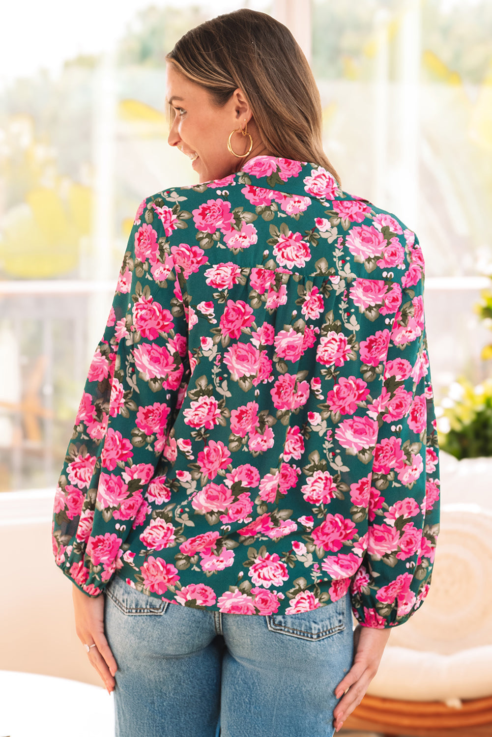 Chemisier à manches bouffantes et col noué à imprimé floral