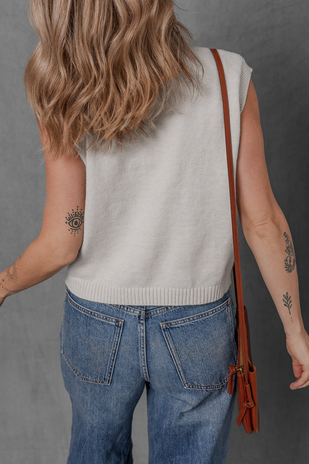 Gilet pull boutonné a col rond