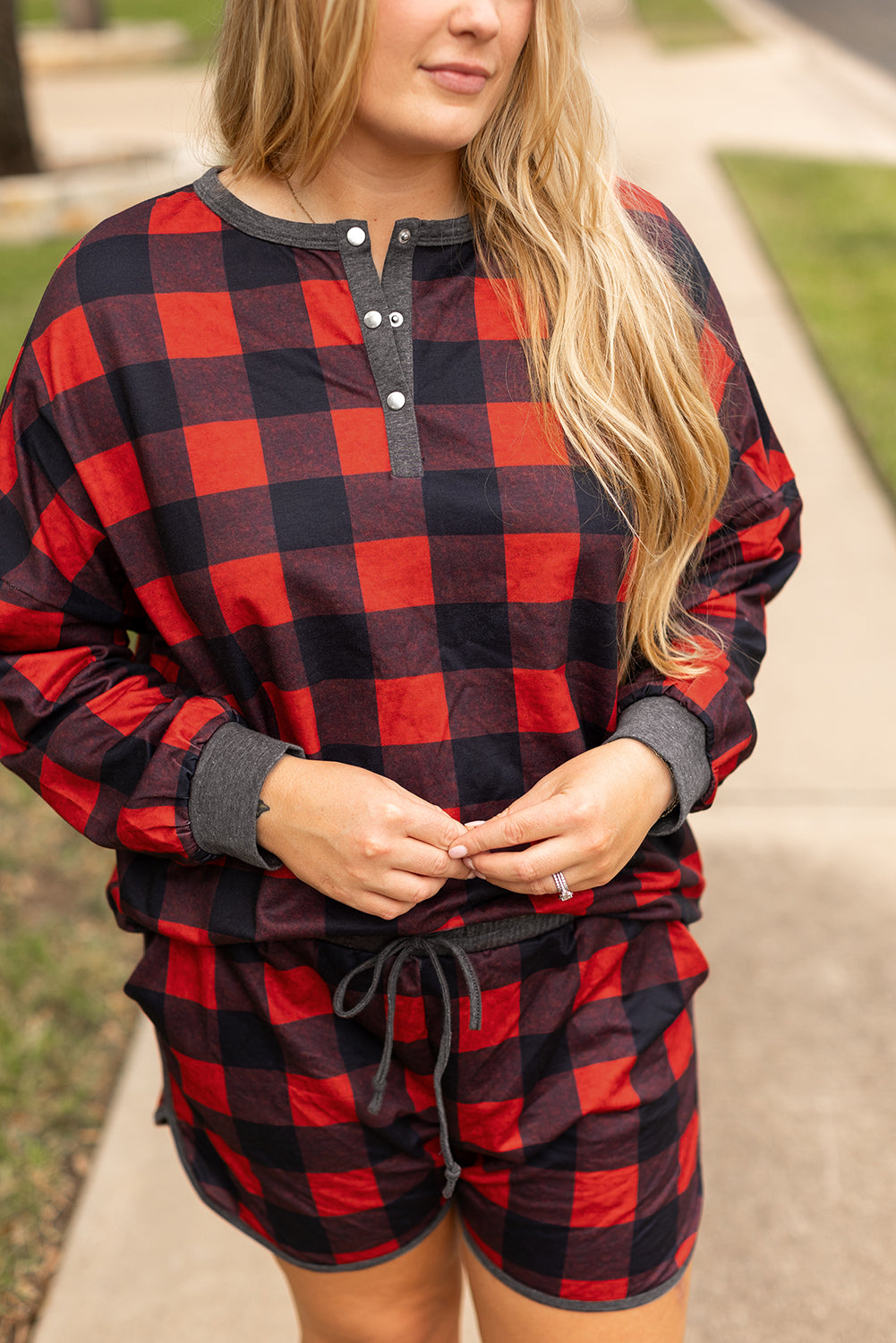 Ensemble haut et short Henley a imprimé buffle de Noël grande taille