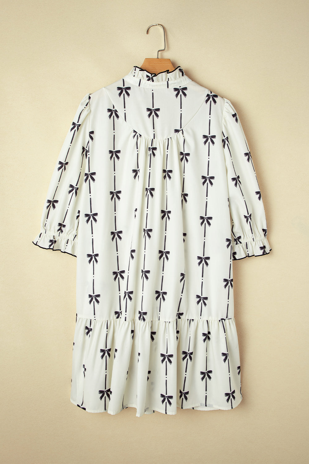Mini-robe grande taille à volants et manches bouffantes imprimées avec nœud