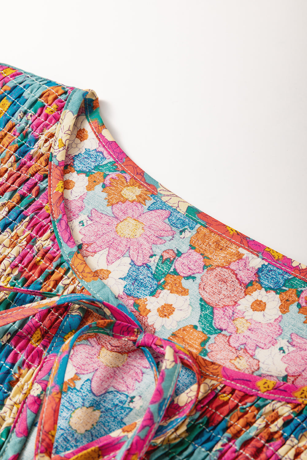 Mini-Robe Froncée a Volants et a Volants Imprimé Floral de Grande Taille