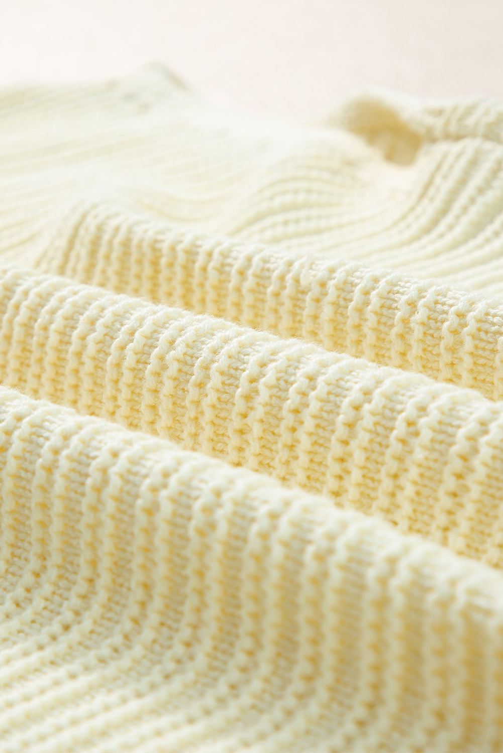 Haut tricoté a col rond en crochet fleuri