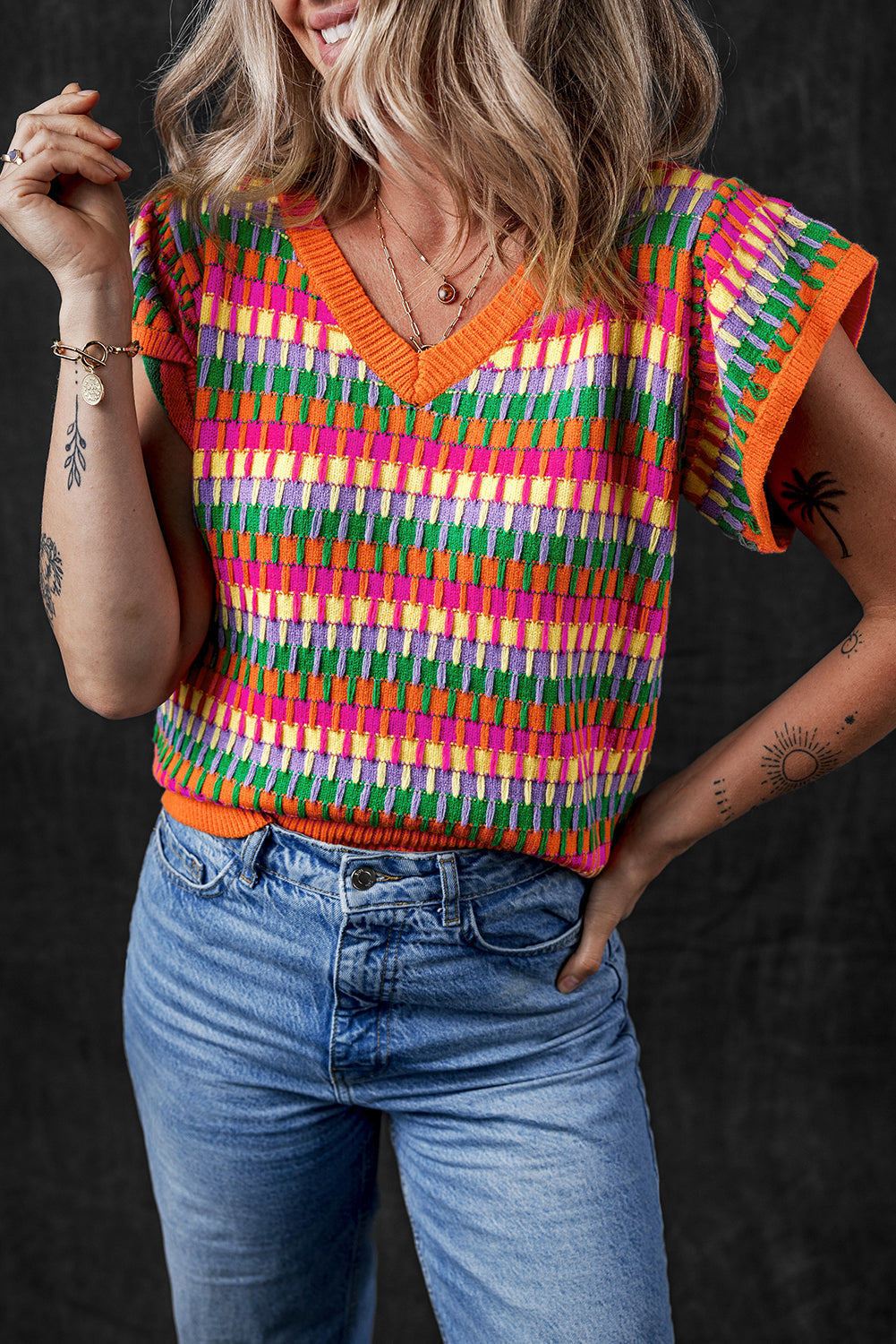 Haut pull tricoté a manches flottantes multiples