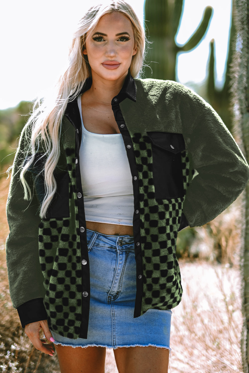 Veste en molleton a damier avec poche a rabat et boutons-pression