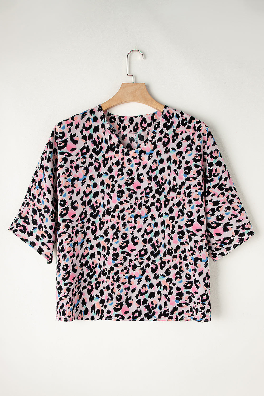 Blouse surdimensionnée multicolore a imprimé léopard et col en V