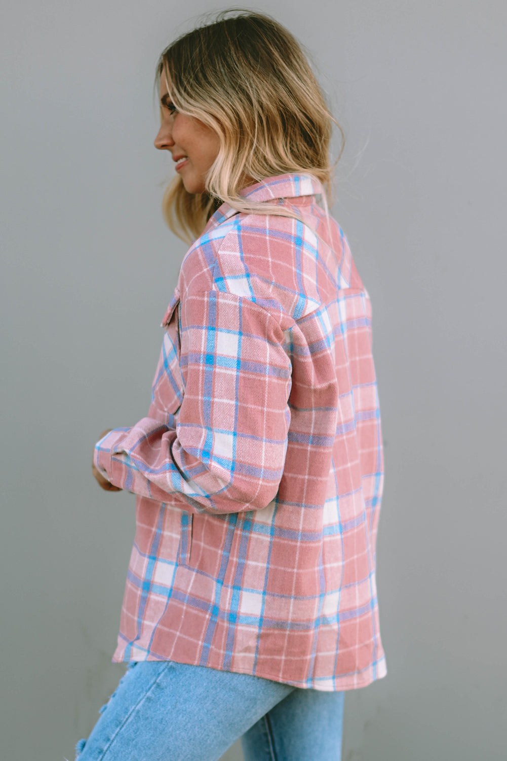 Veste en flanelle à carreaux avec poche à rabat