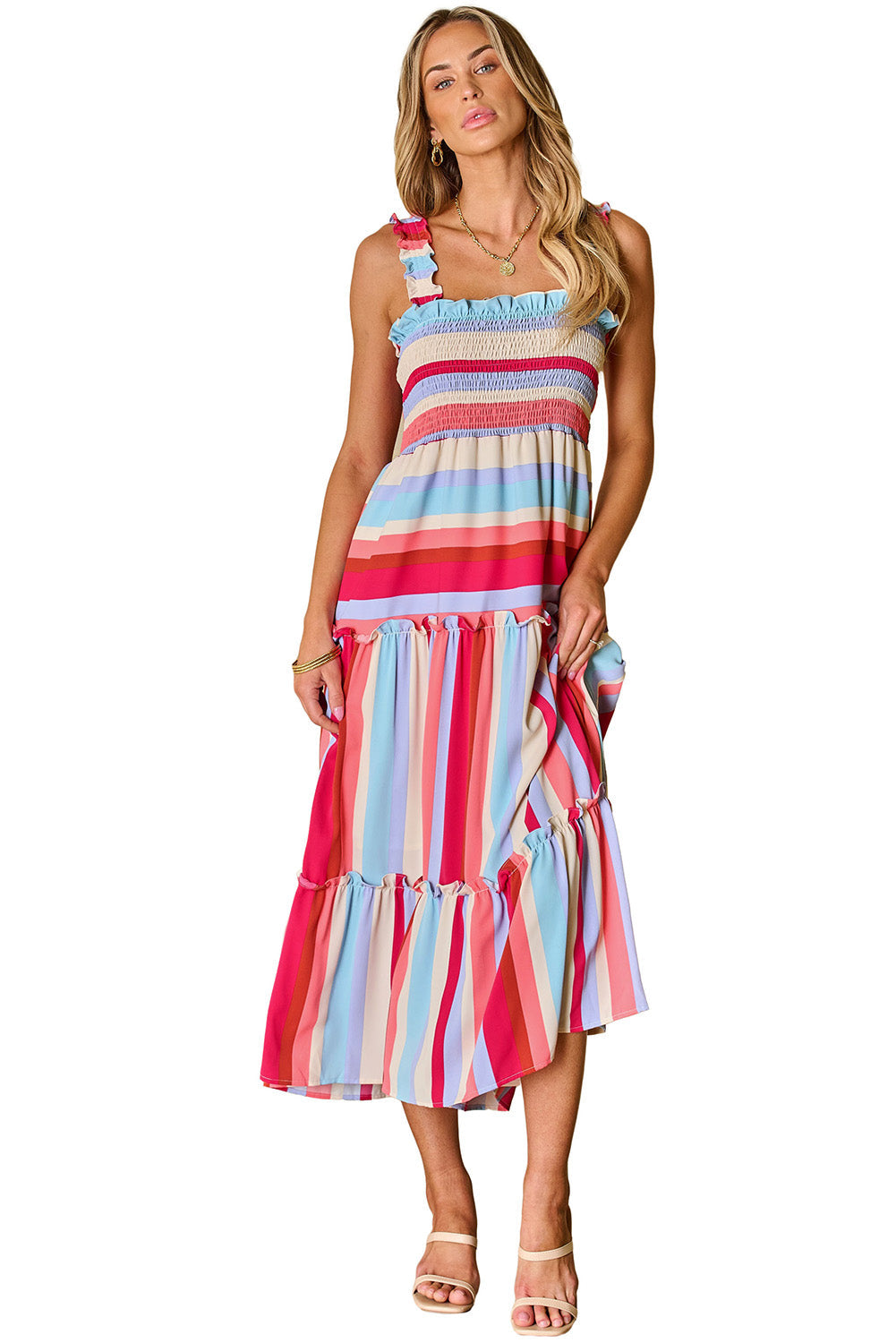 Robe longue smockée à volants et bretelles