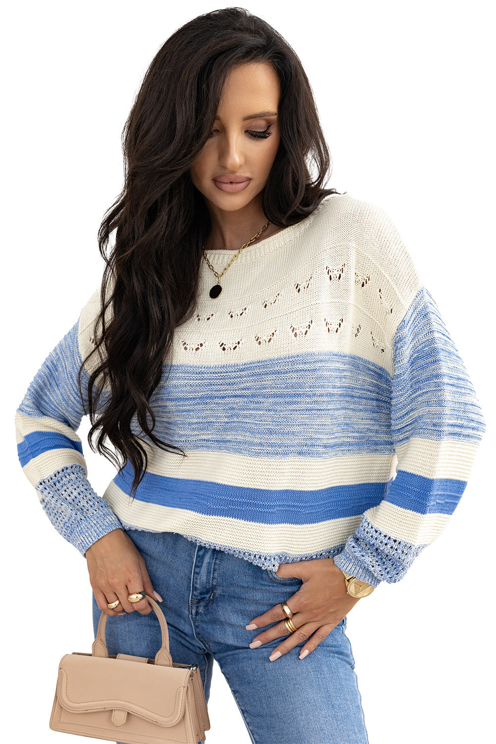Pull a manches bouffantes et point ouvert