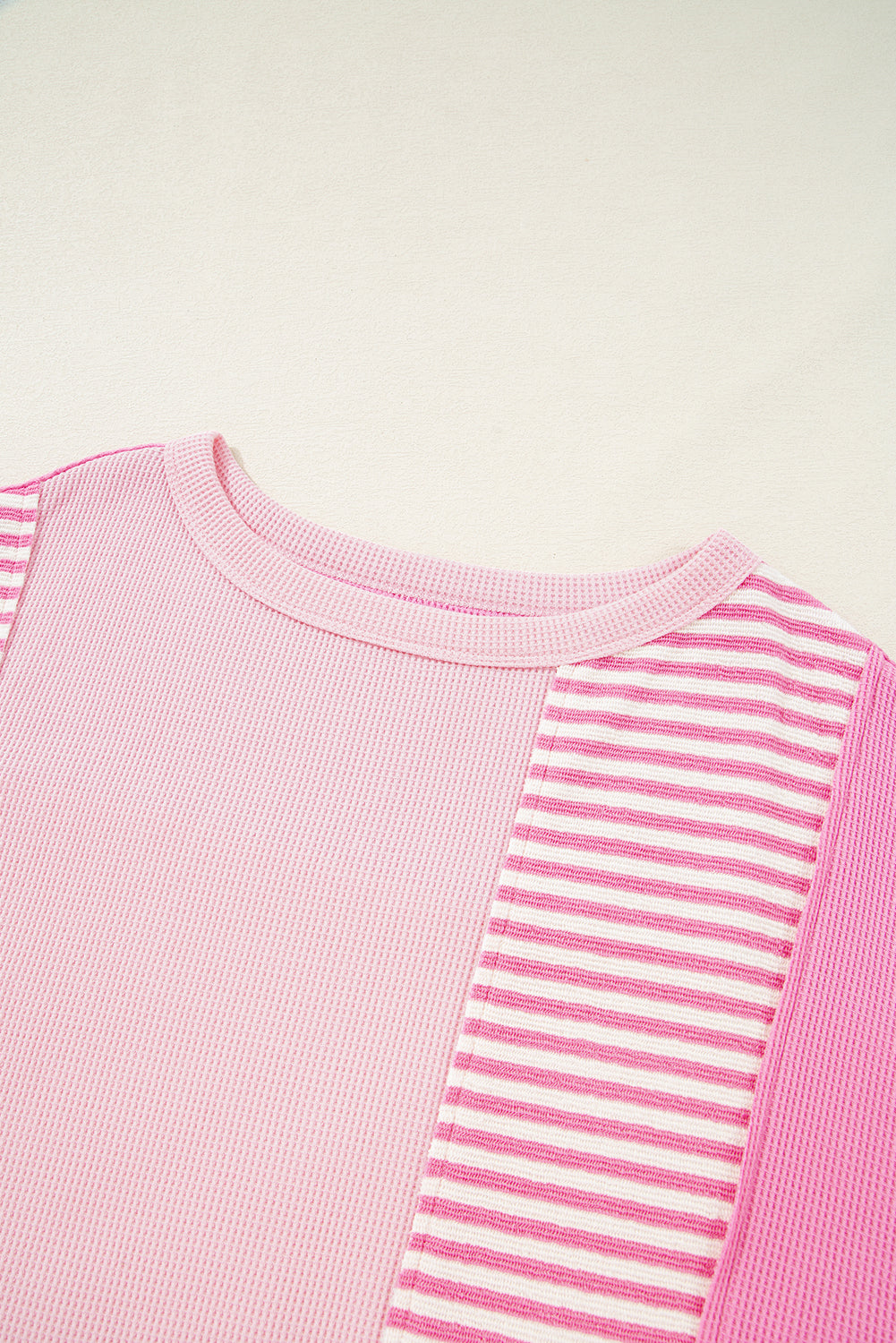 T-shirt ample à manches mi-longues et patchwork de couleurs