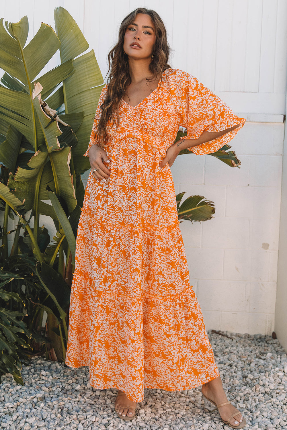 Robe longue à imprimé floral, col en V, manches larges et smockées