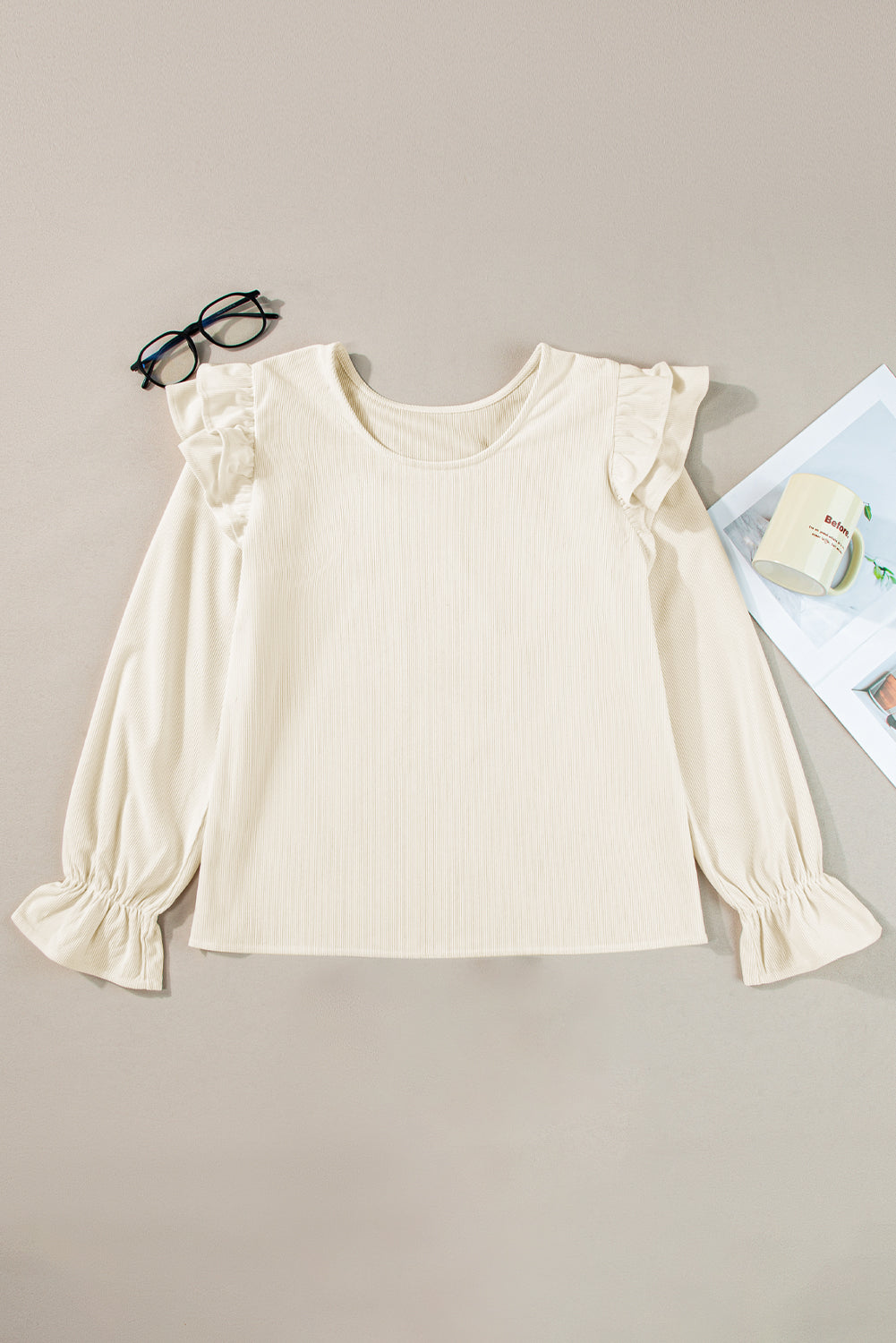 Blouse en velours côtelé à manches volantées