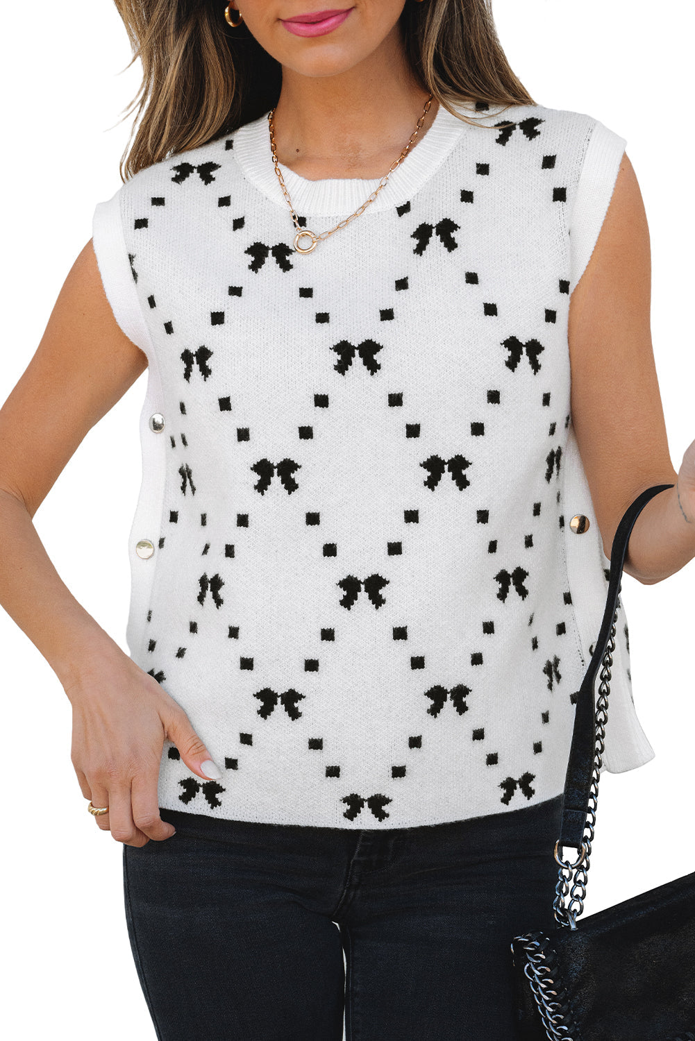 Gilet court boutonné à motif nœud sur le côté