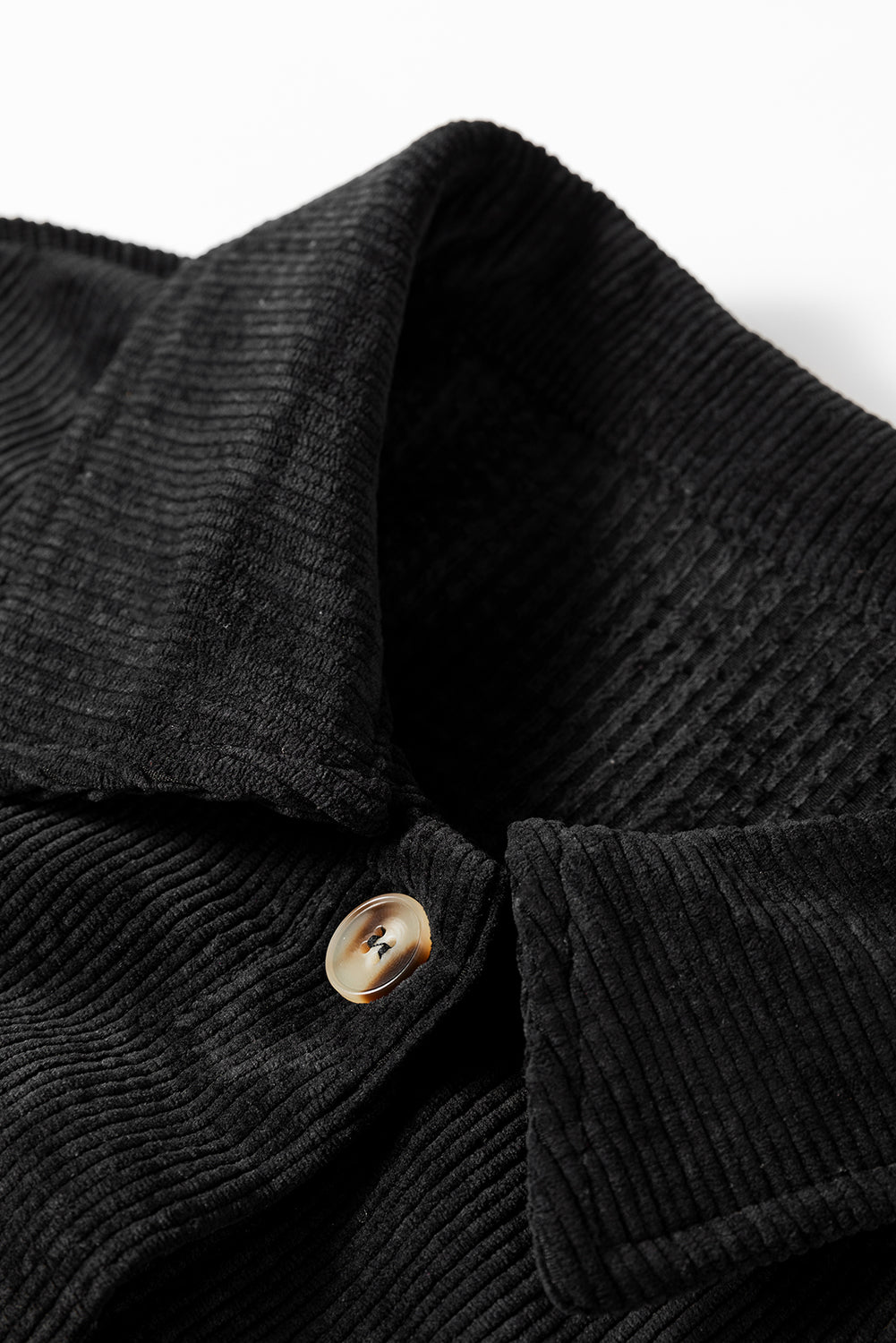 Veste boutonnée en velours côtelé avec poche a rabat