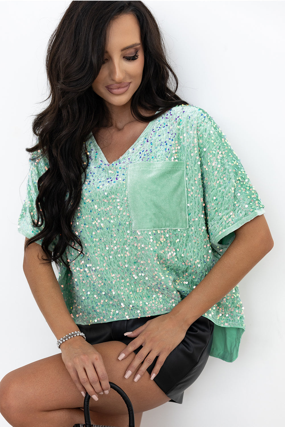 Blouse en velours a manches chauve-souris et paillettes