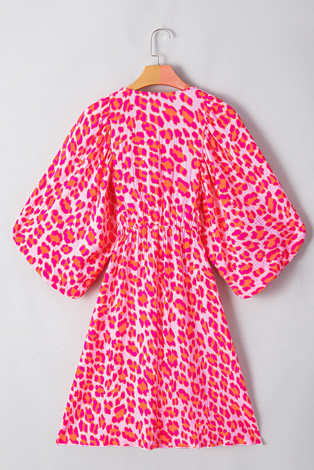 Robe à imprimé léopard, col en V élastique, manches 3/4 bouffantes