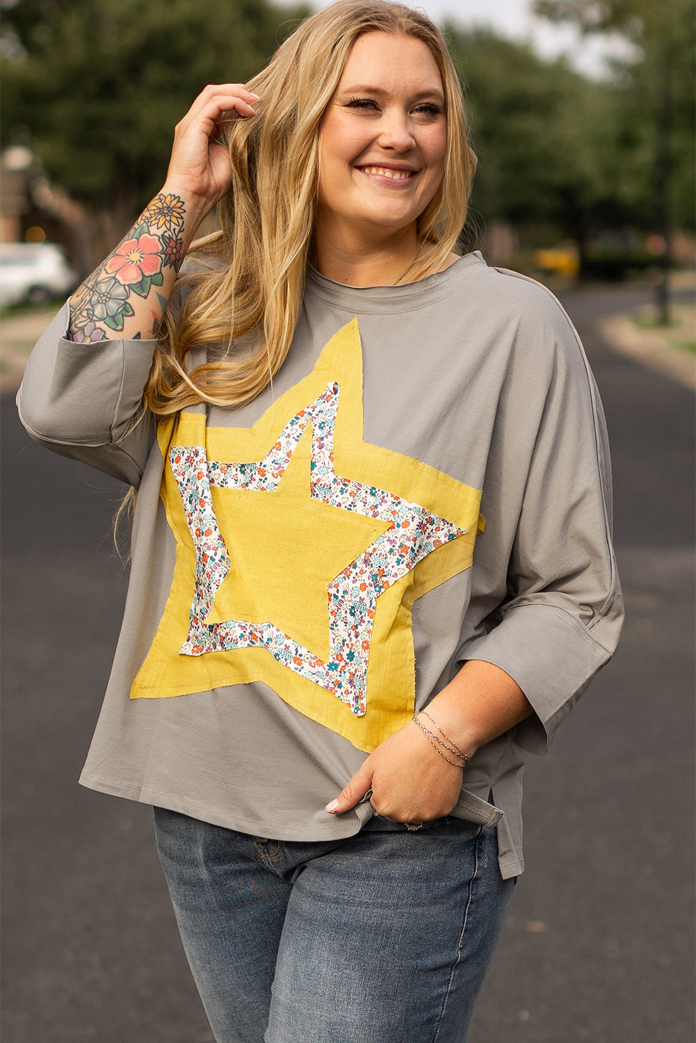 Haut a Manches 3/4 a Motif Floral et Étoile de Grande Taille