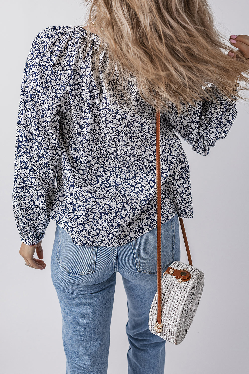 Blouse a manches bouffantes et col en V cranté a imprimé floral