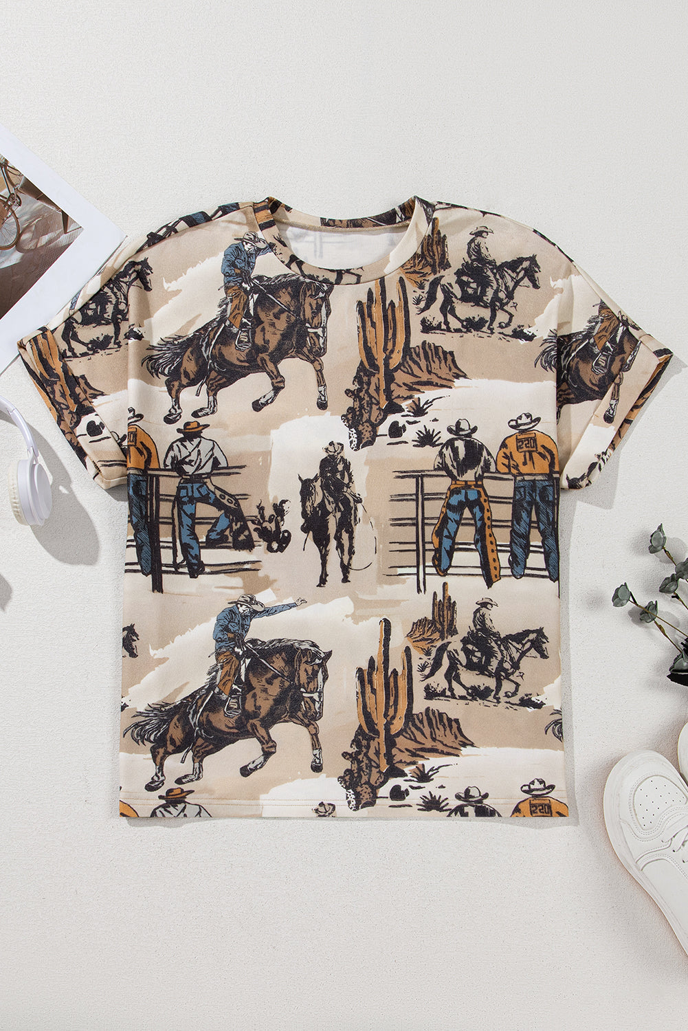 T-shirt ras du cou à manches retroussées et imprimé cowboy western
