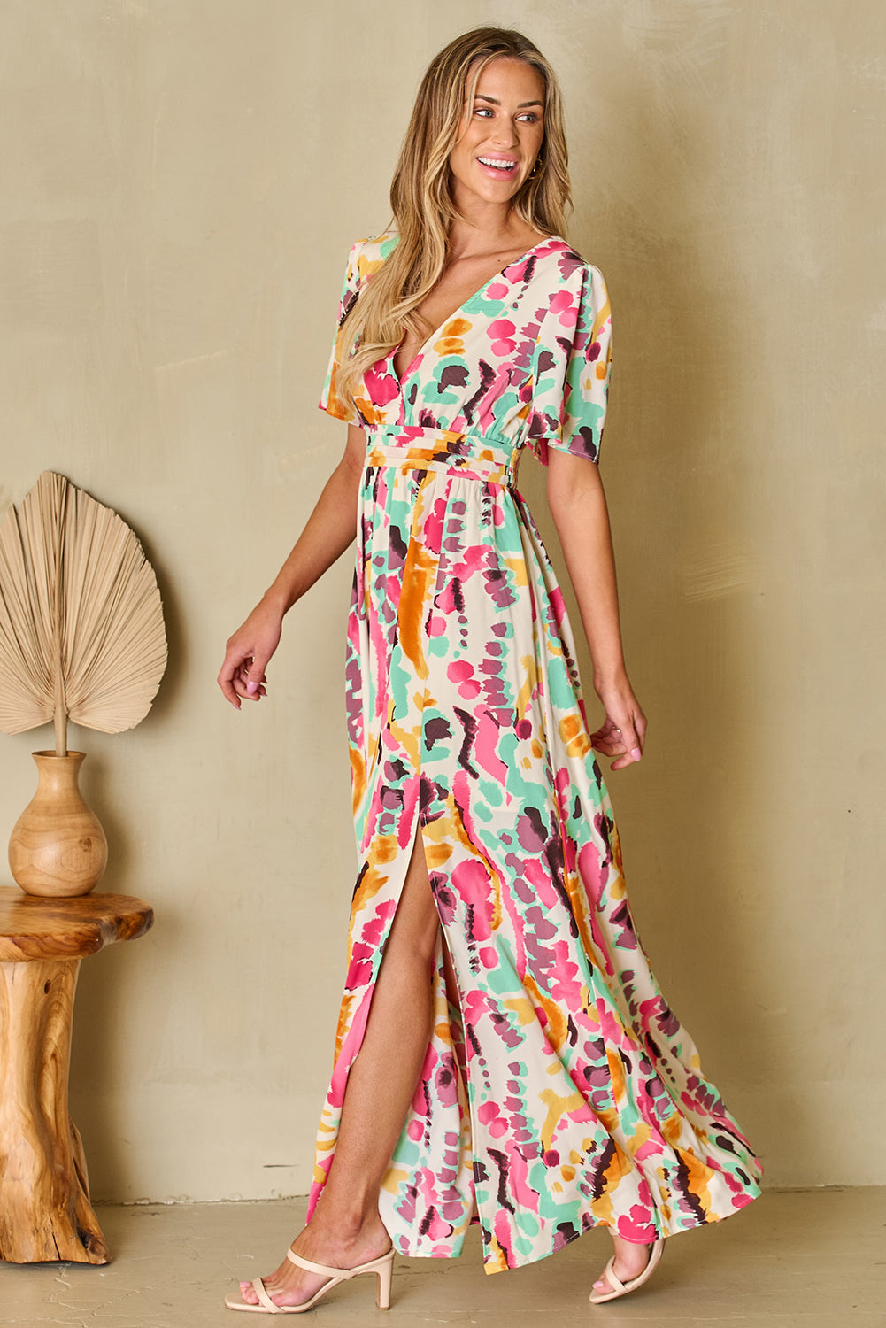 Robe longue bohème à imprimé tie-dye et col en V