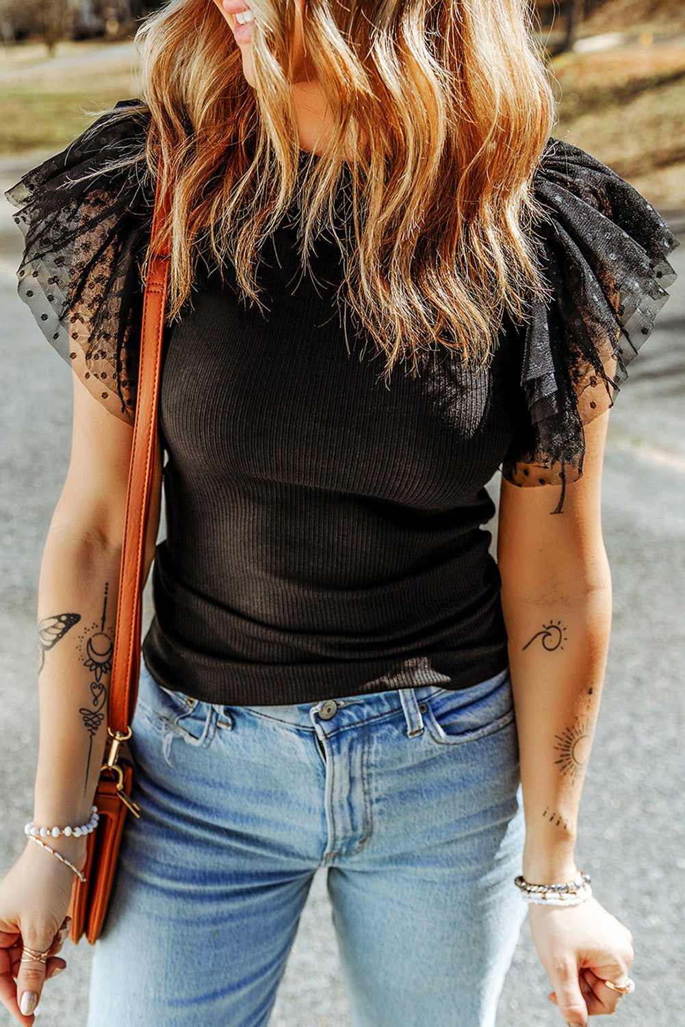 Haut en tricot côtelé a manches volantées en maille Dotty