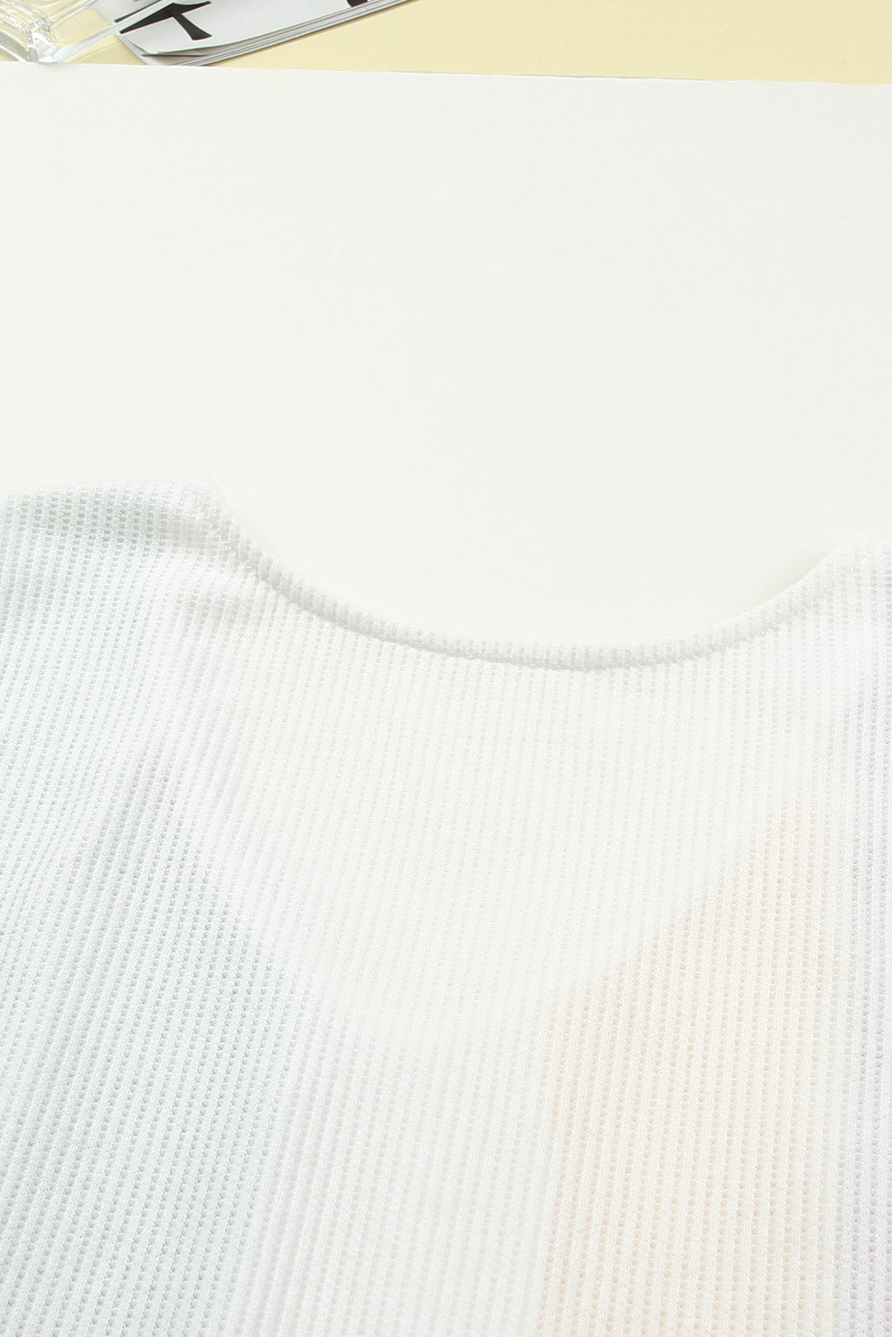 Débardeur en tricot gaufré à col en V et blocs de couleurs