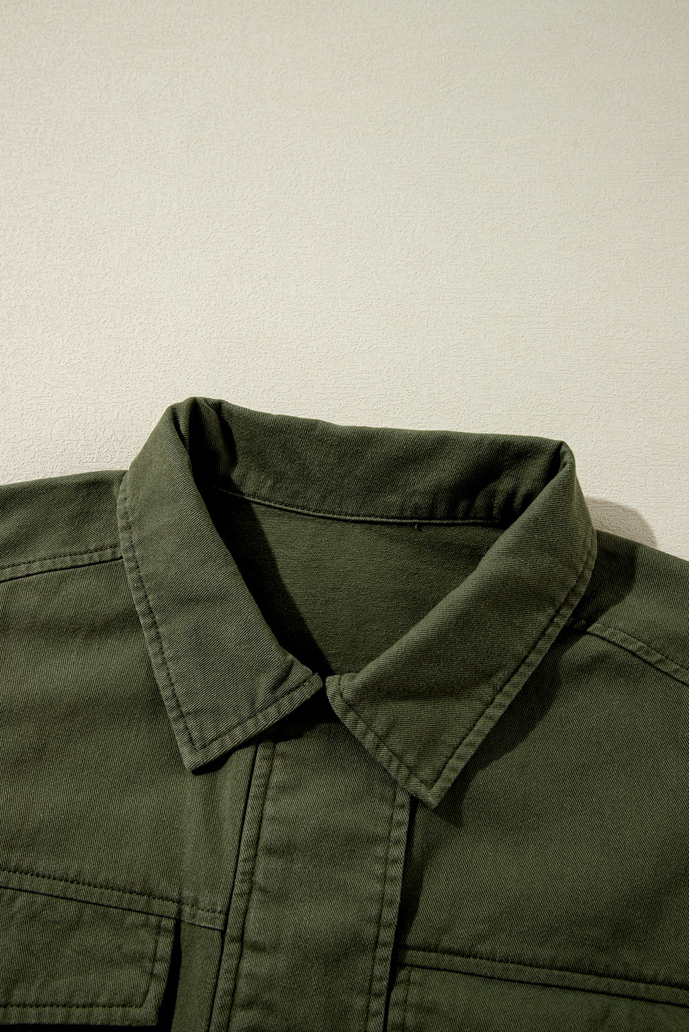 Veste a col taille serrée avec fermeture éclair et bouton-pression