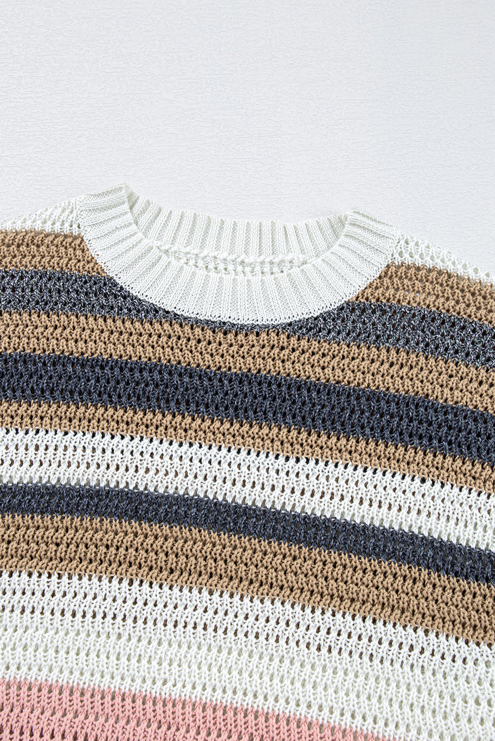 T-shirt pull a manches courtes en tricot a œillets color block