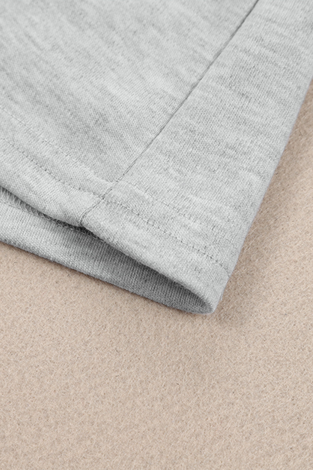 Haut uni à manches longues et col rond