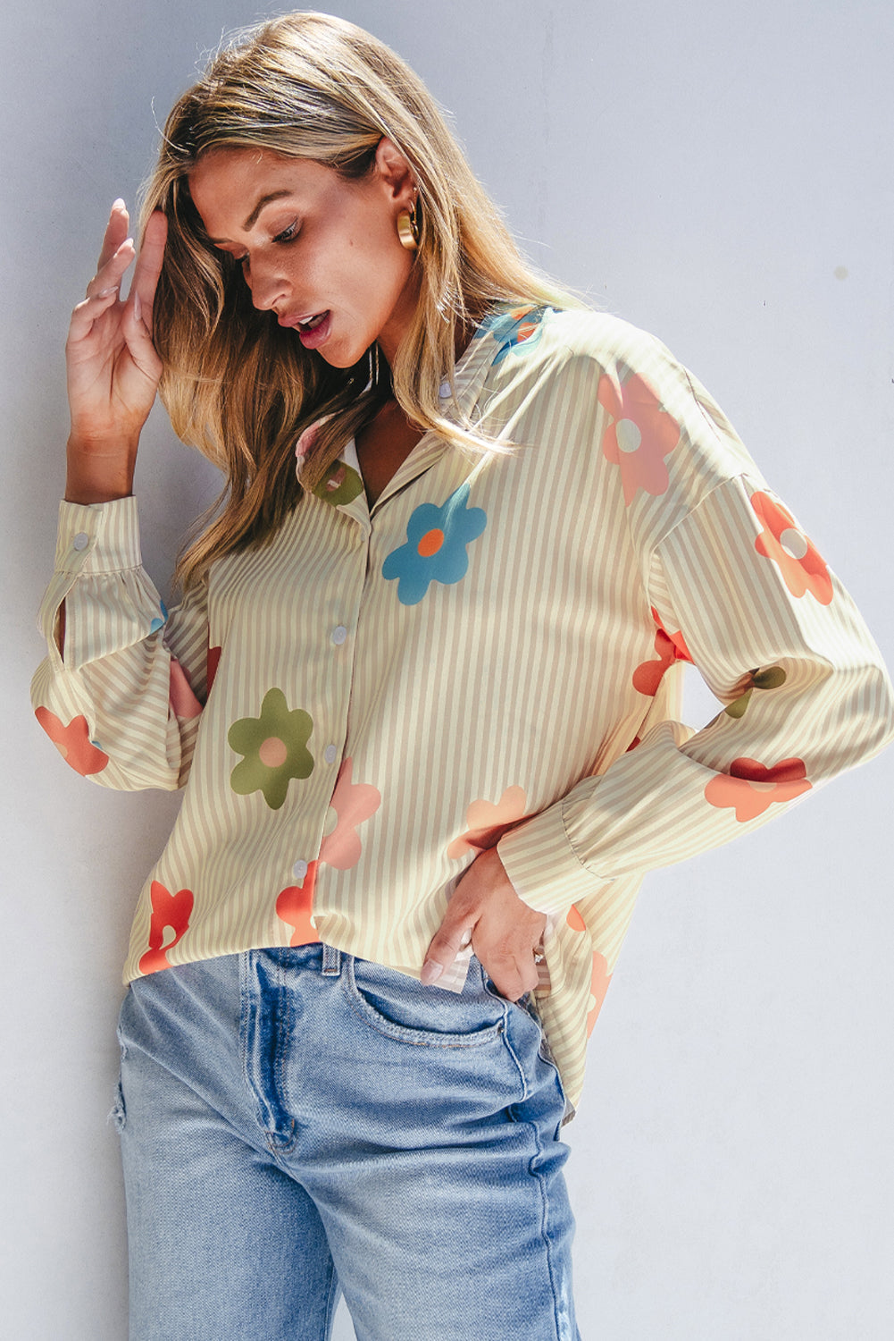 Chemise ample boutonnée à col imprimé fleuri
