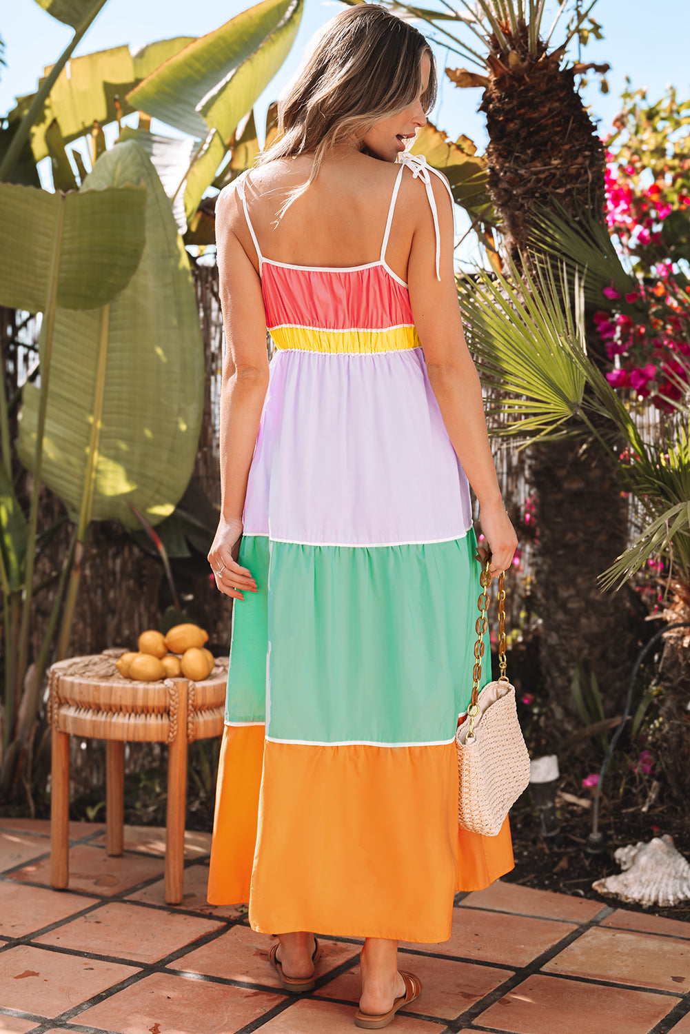 Robe longue fluide à taille haute et bretelles à nouer, colorblock, avec poches