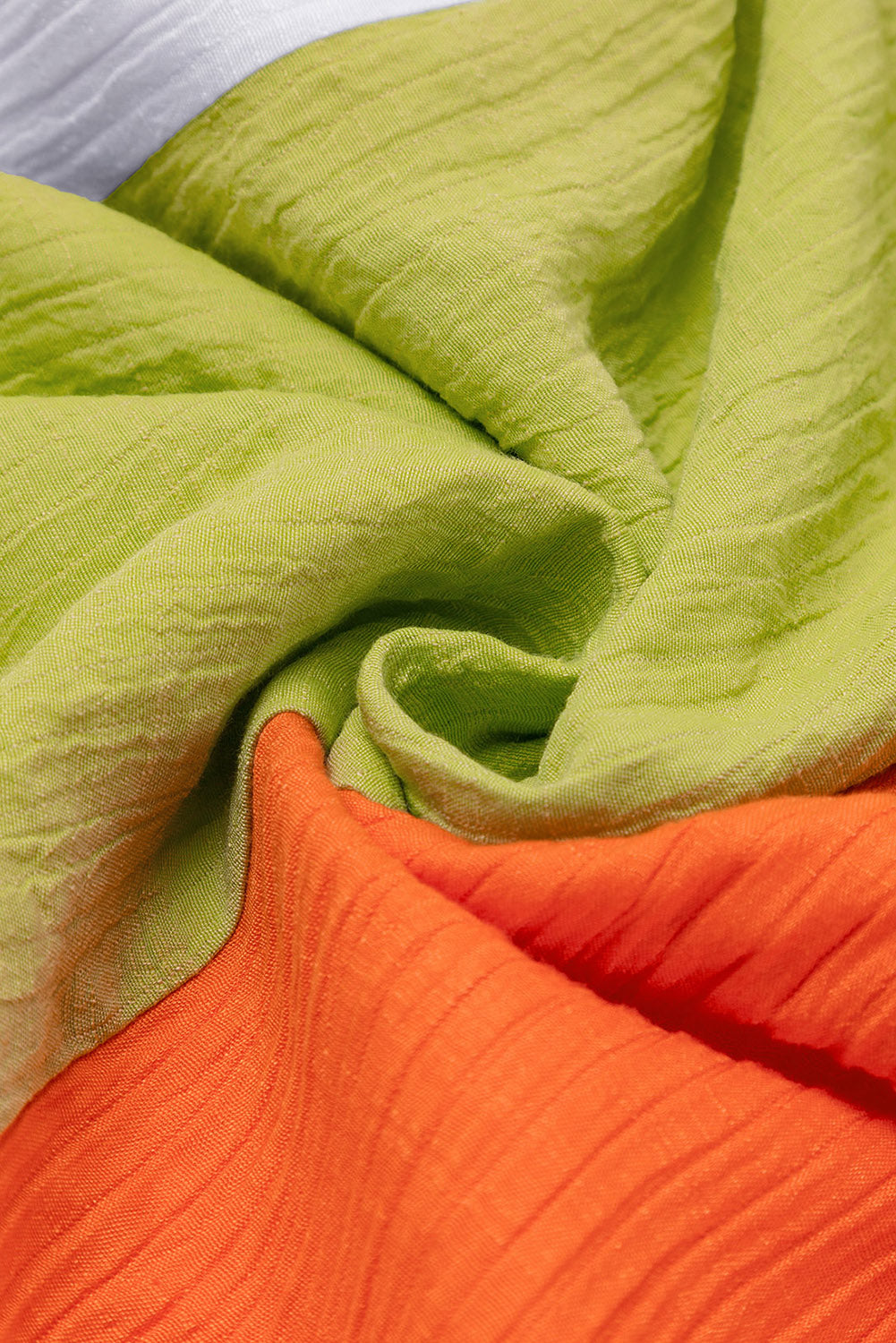 Robe longue évasée taille haute froncée color block