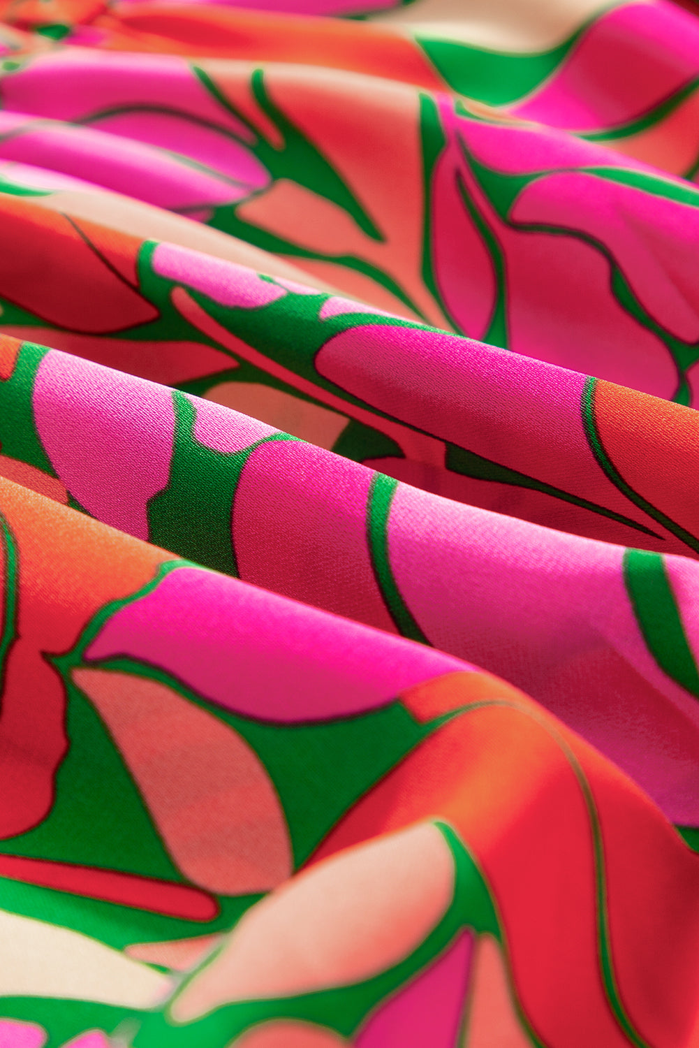 Robe longue florale a manches courtes et taille smockée