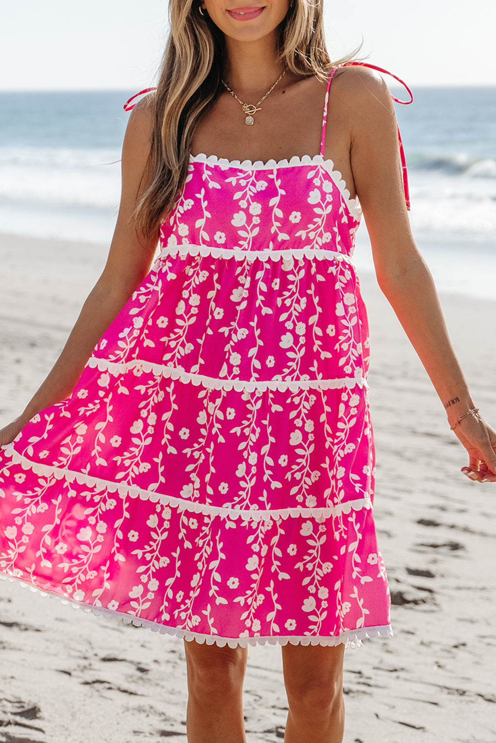 Mini-robe sans manches à imprimé floral et patchs Ric Rac