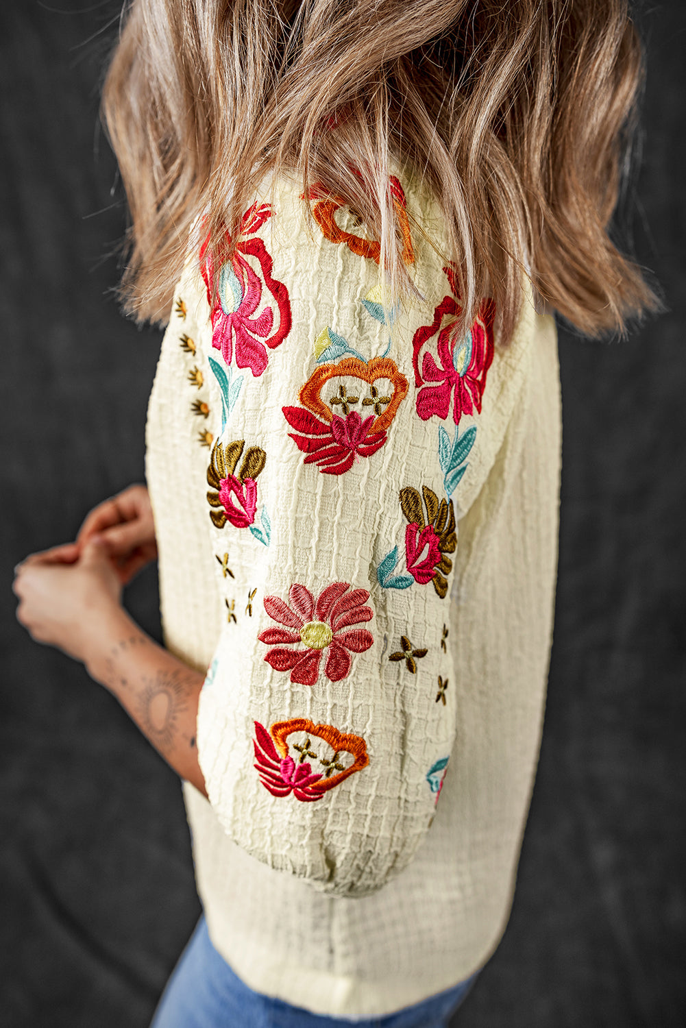 Blouse texturée à manches bouffantes et broderie florale Ricrac
