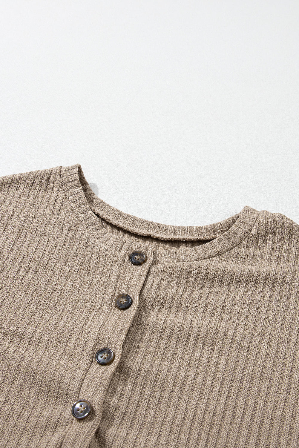 Haut en tricot Henley texturé cotelé