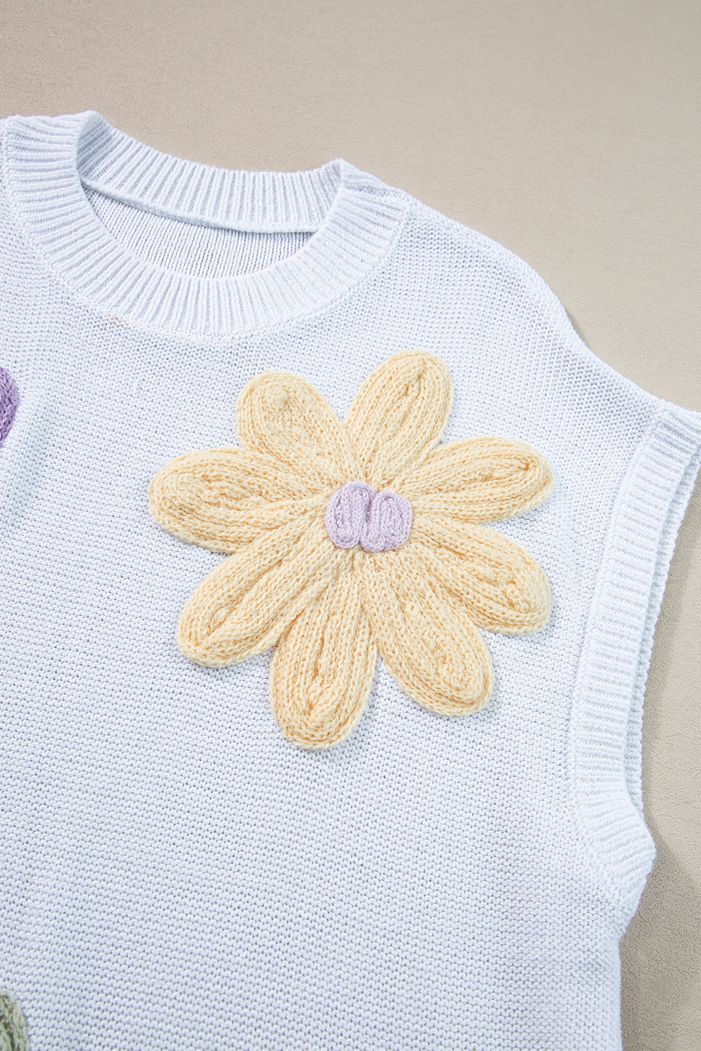 Pull a manches courtes en tricot a fleurs au crochet multicolore