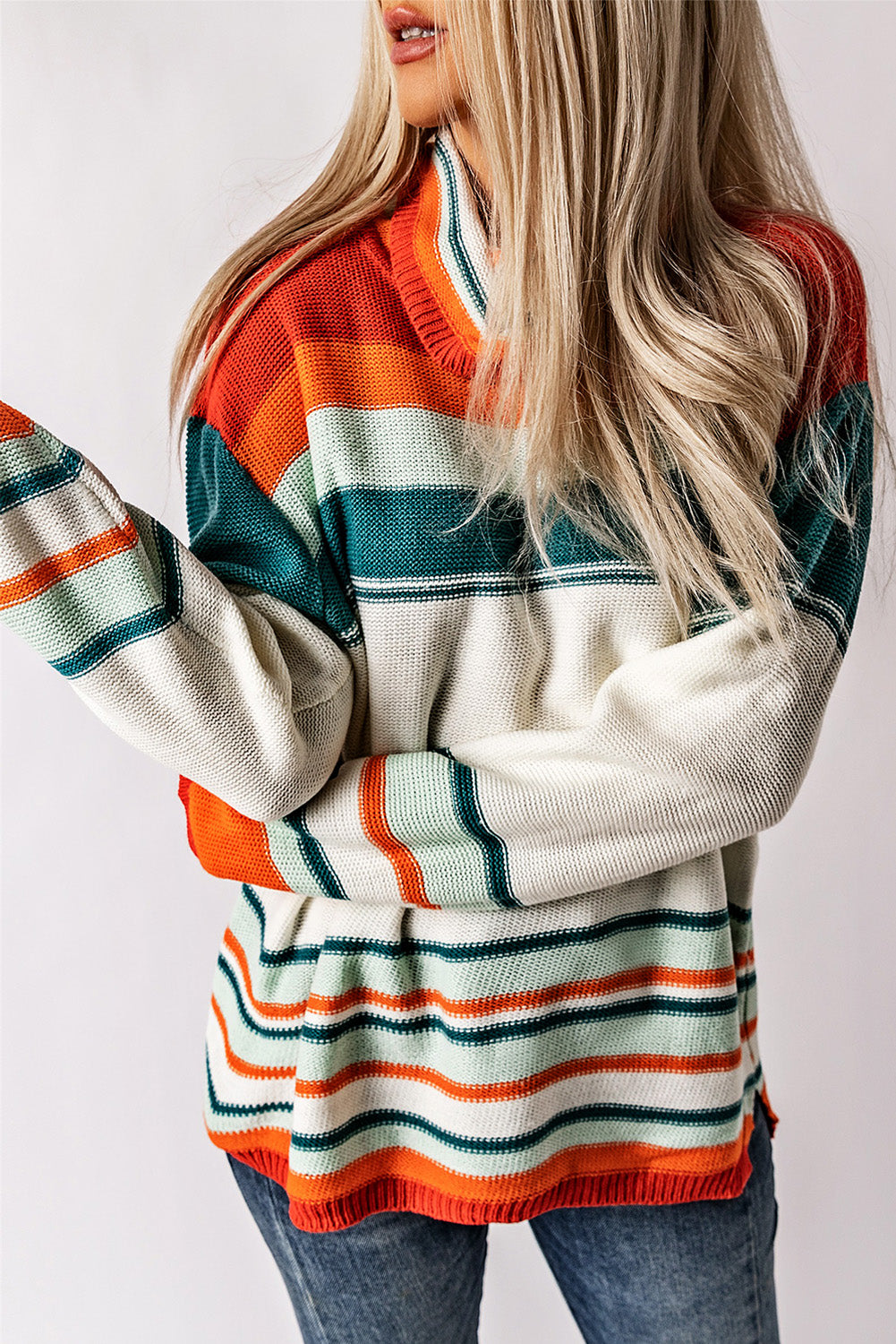 Pull en tricot à col bénitier et blocs de couleurs