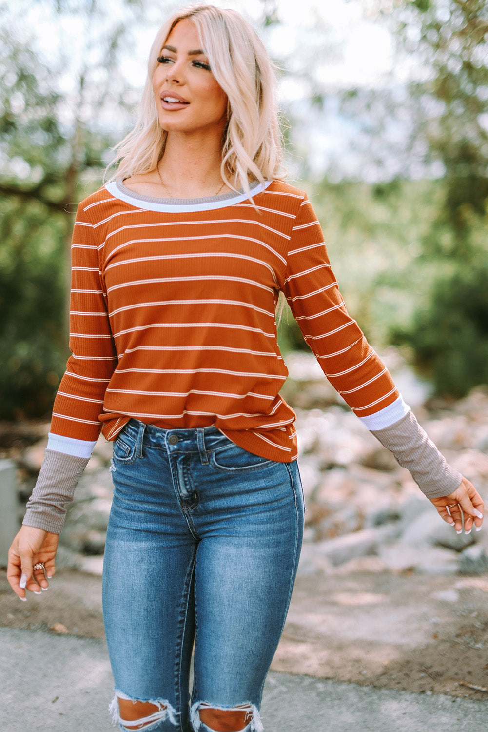 Pull rayé en tricot cotelé aux poignets à blocs de couleurs étendus