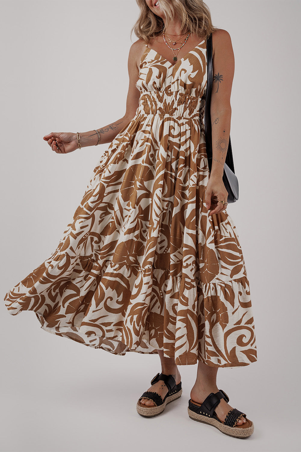 Robe longue à fleurs froncées, taille haute, bretelles spaghetti