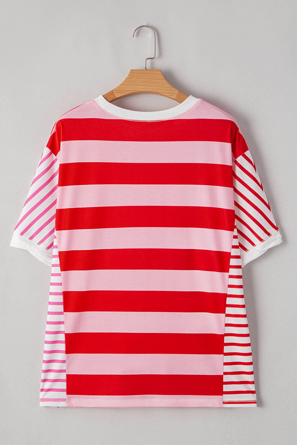 T-shirt ample à col rond et fente latérale