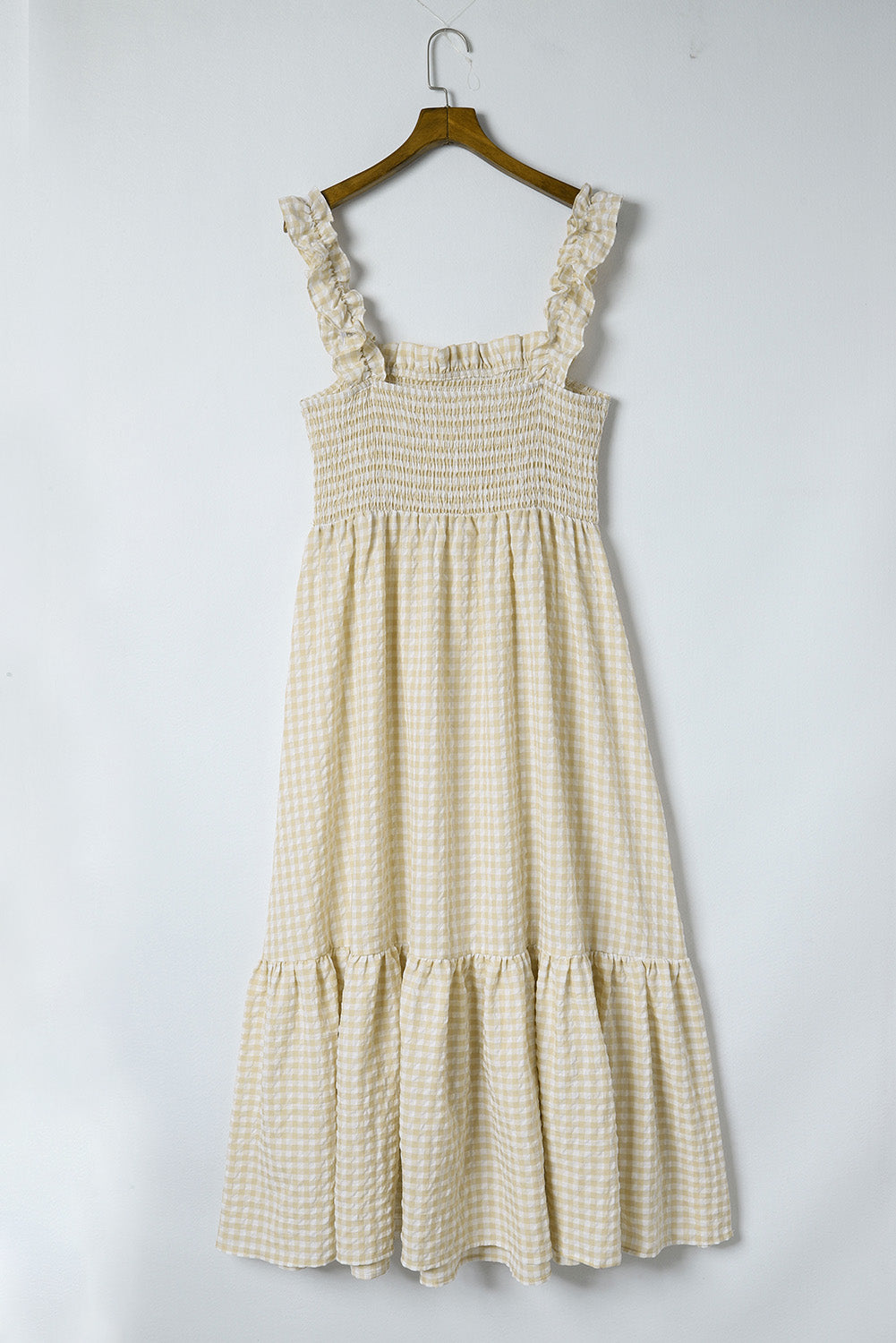 Robe longue smockée à carreaux et manches à volants