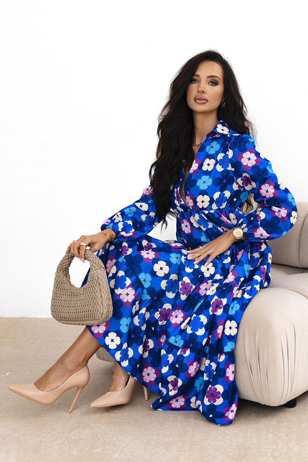 Robe mi-longue florale a volants et manches paysannes