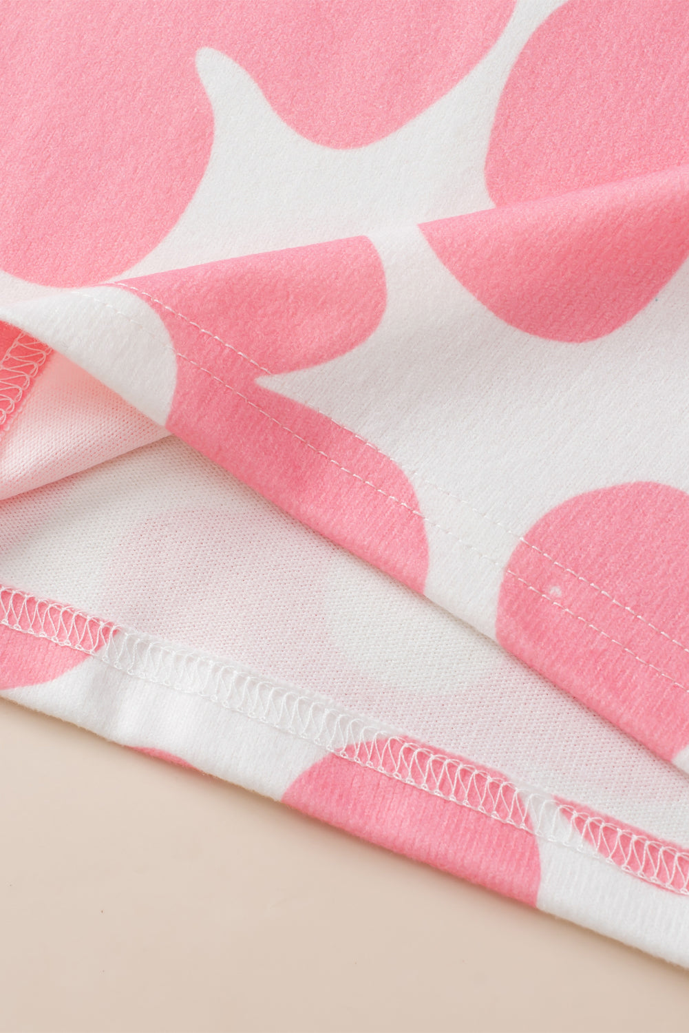 Débardeur tricoté à col en V avec jolie fleur