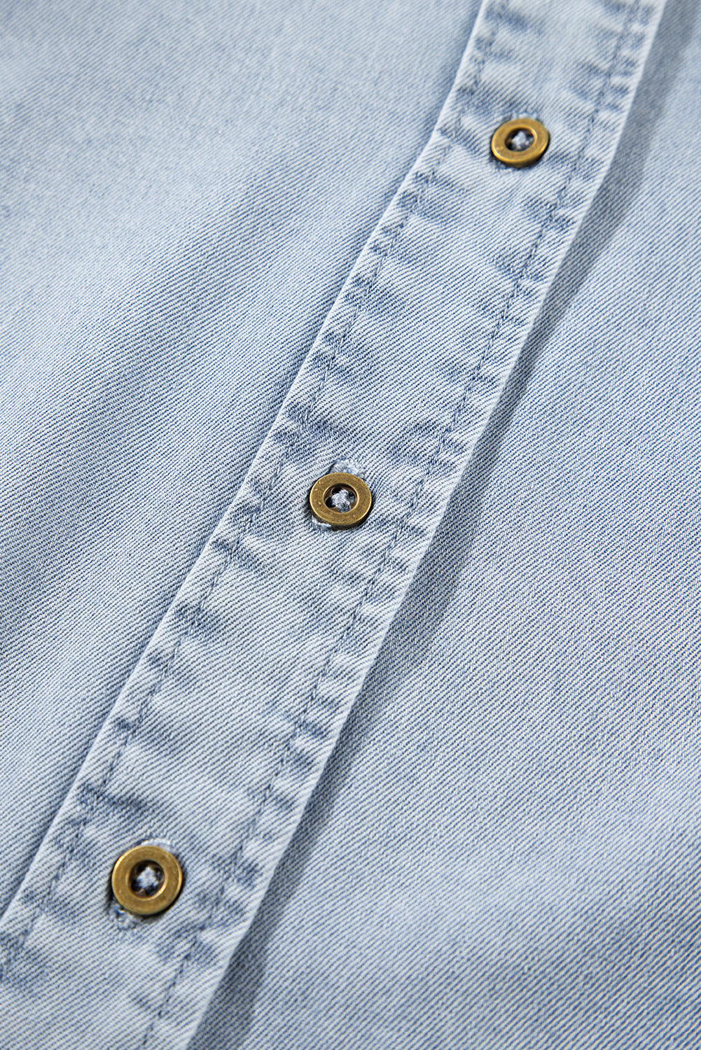 Chemise d'été en chambray à volants et manches courtes bouffantes