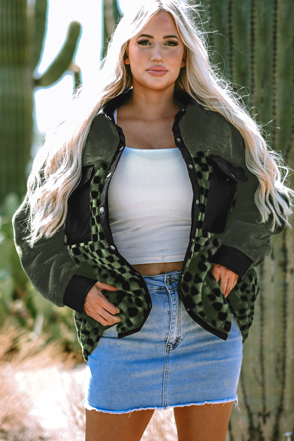 Veste en molleton a damier avec poche a rabat et boutons-pression