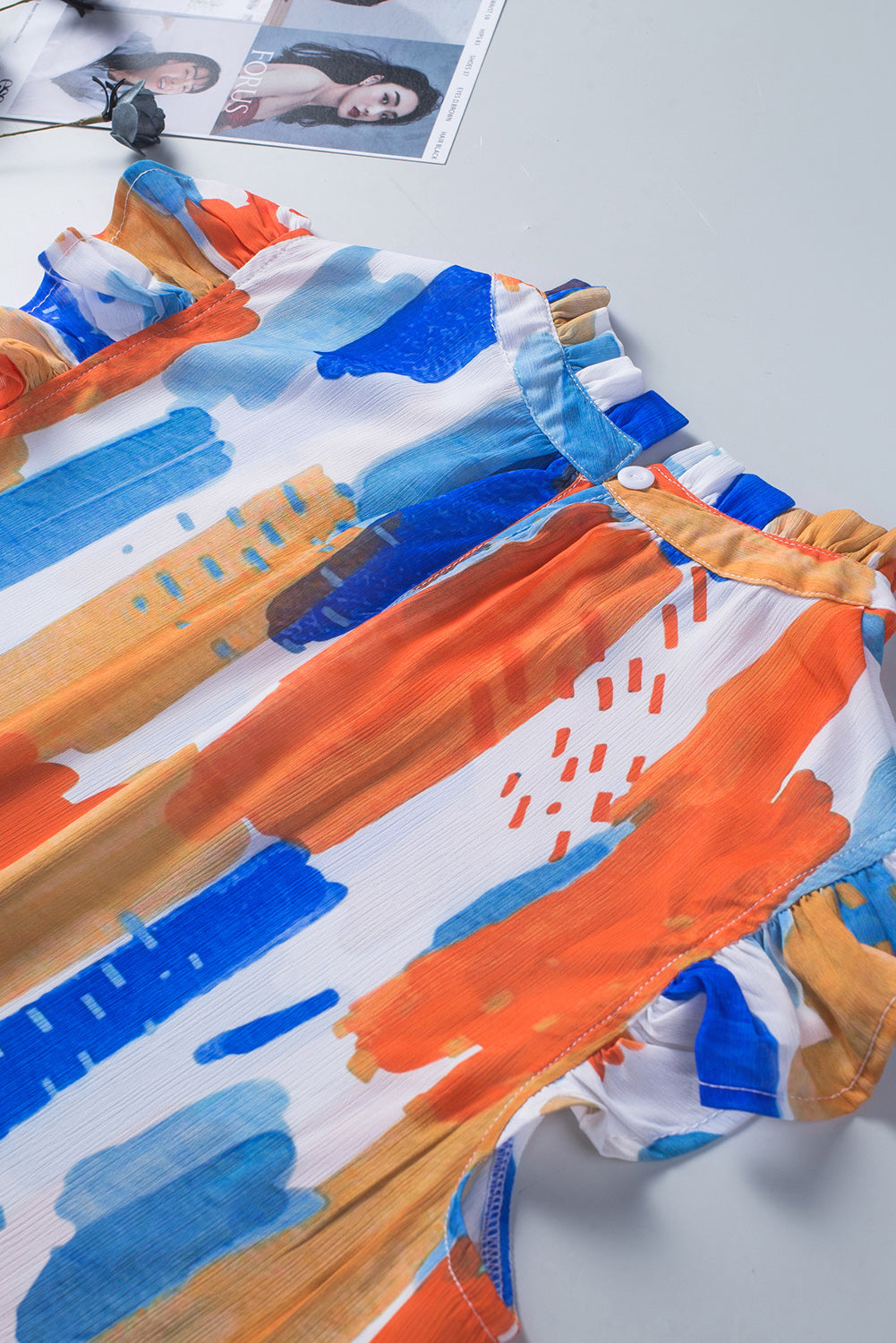 Débardeur imprimé à volants et manches flottantes